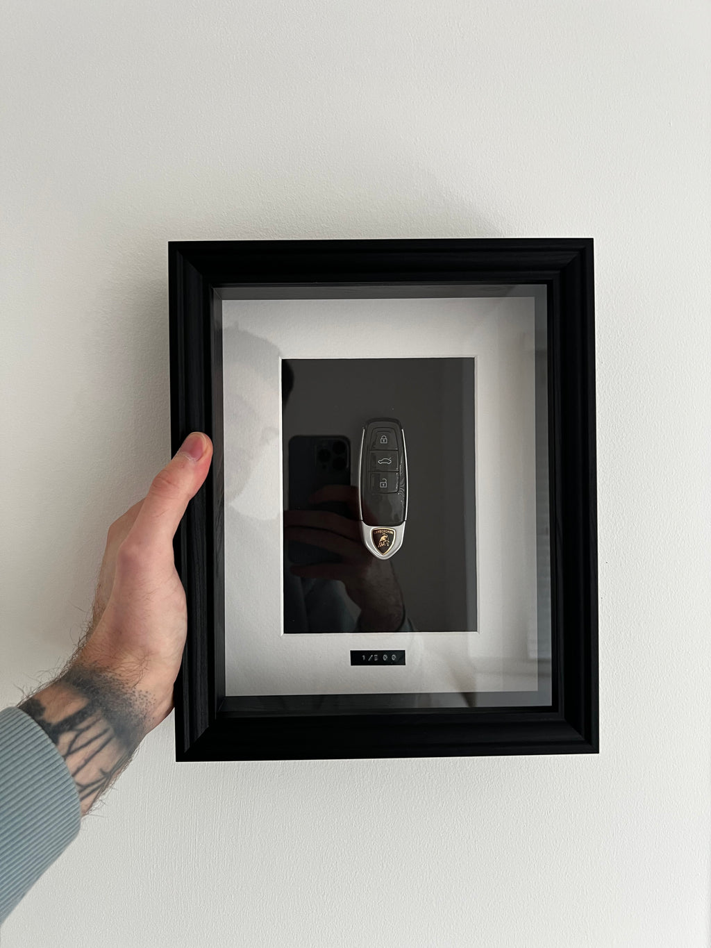 LAMBORGHINI URUS KEY FRAME